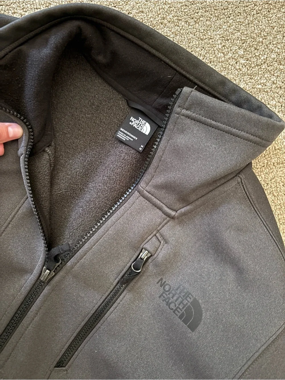 The North Face Men's Charcoal Gray Softshell Performance Jacket